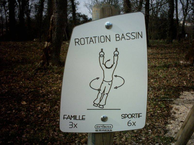 Parcours sant: rotation bassin