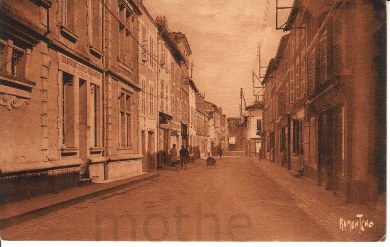 Les rues de La Mothe saint Hray.