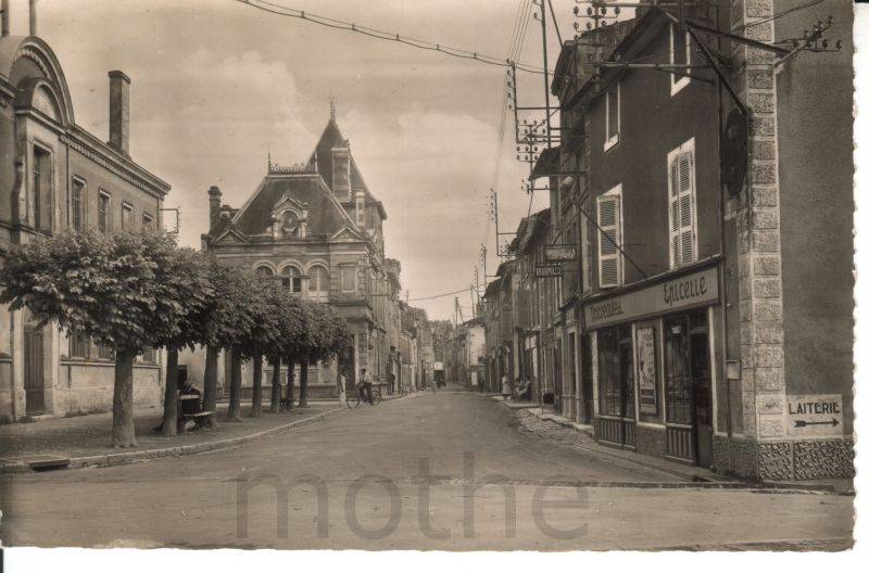 Les rues de La Mothe saint Hray.