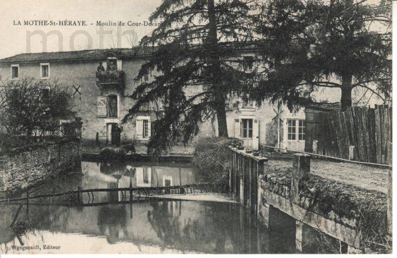 Les rues de La Mothe saint Hray.