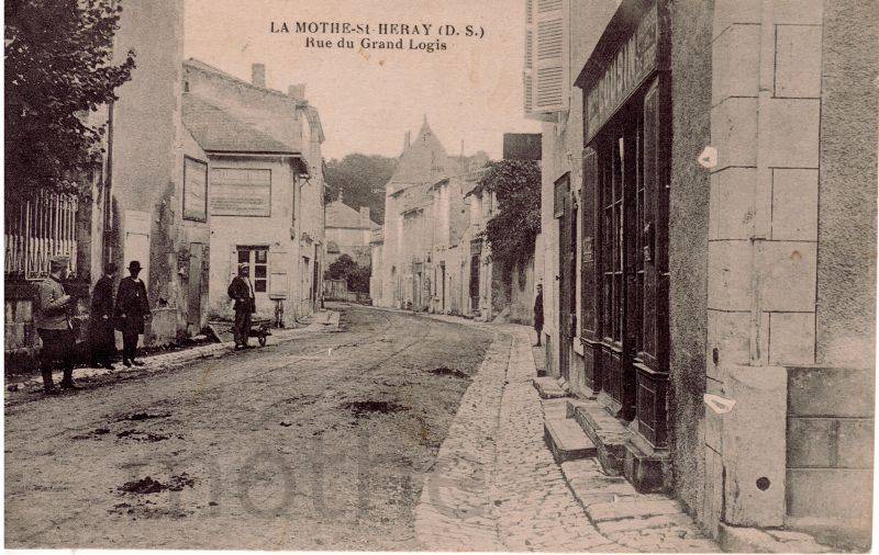 Les rues de La Mothe saint Hray.