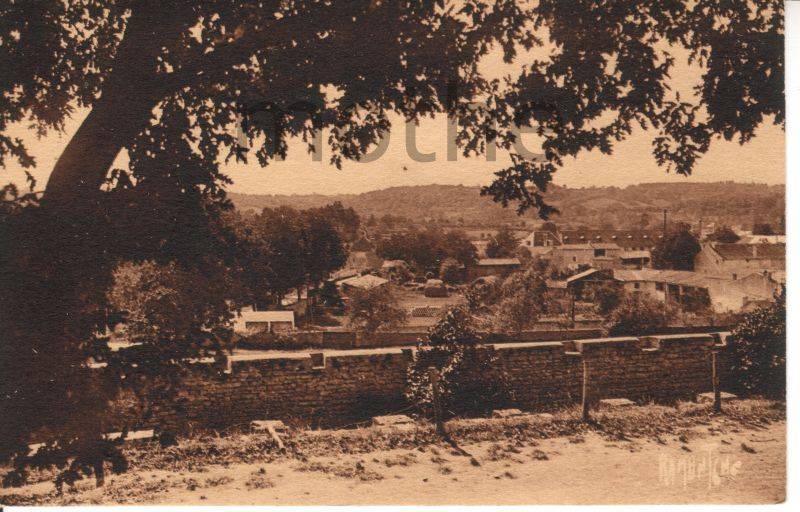 Le thtre d'extrieur et le parc de La Mothe saint Hray