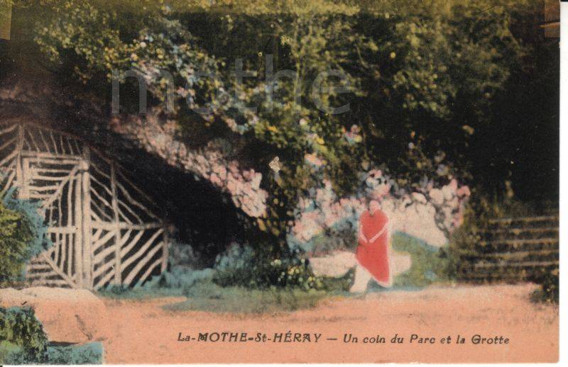 Le thtre d'extrieur et le parc de La Mothe saint Hray