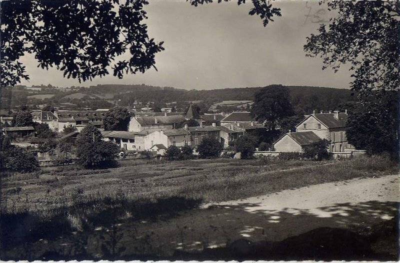 Le thtre d'extrieur et le parc de La Mothe saint Hray