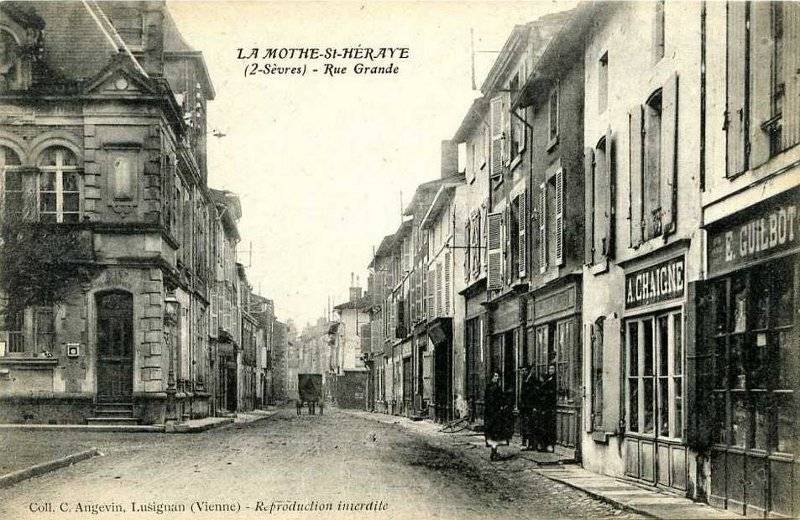 Les rues de La Mothe saint Hray.