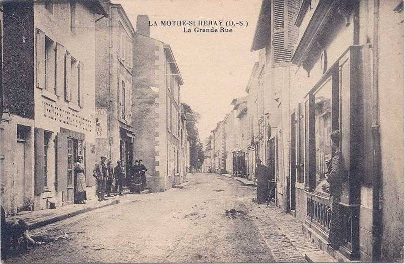 Les rues de La Mothe saint Hray.