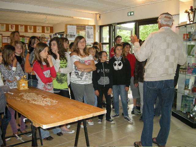 visite du moulin du pont l'abb  juin 2010.