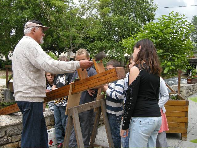 visite du moulin du pont l'abb  juin 2010.