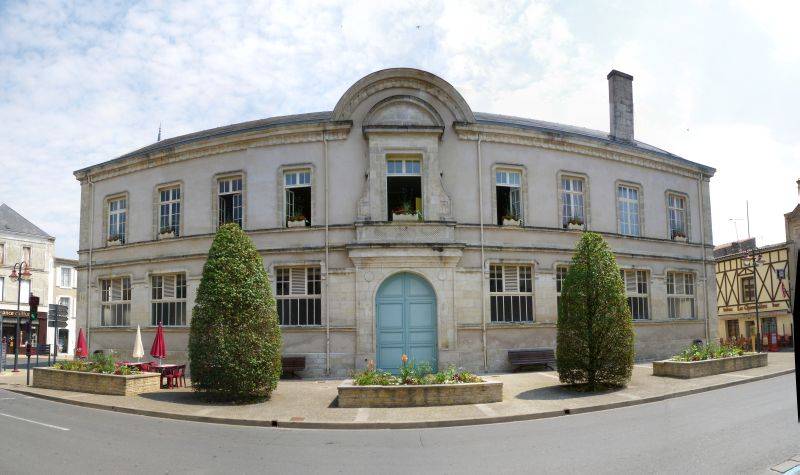 La mairie de La Mothe saint-Hray